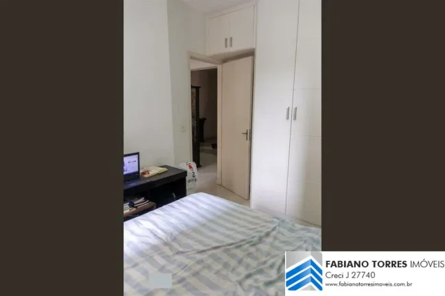 Imagem Apartamento bem localizado com alguns armários embutidos e fácil acesso a Rodovia Anchieta