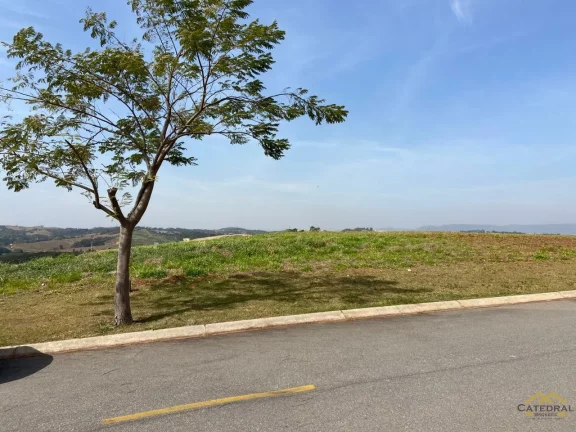 Imagem Terreno de 800m á venda no condomínio Reserva Santa Monica- Itupeva-SP