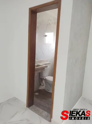 Imagem Imperdível oportunidade: Casa à venda em São Paulo-SP, Jardim Maringá! 2 quartos, 2 suítes, 1 sala, 3 banheiros, 2 vagas, 70m².