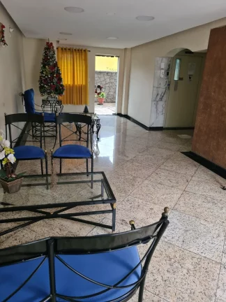 Imagem Ótima Localização - Apartamento Andar Baixo de 3 dormitórios (1 suíte) e 2 vagas na Vila Esperança a 3min do Metrô