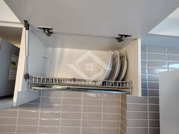 Imagem Apartamento com 2 qts mobiliado 72m² suíte e varandão - Barra da Tijuca