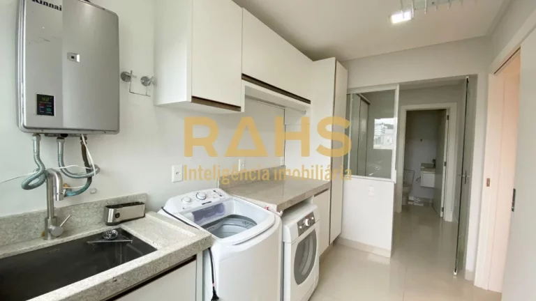 Imagem Apartamento Reserva Corais, Home Clube completo na Praia Brava. Com vista mar, semimobiliado, incrí...