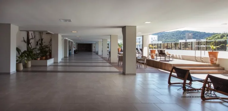 Imagem Apartamento 2 dormitórios para Venda em Balneário Camboriú / SC no bairro Centro