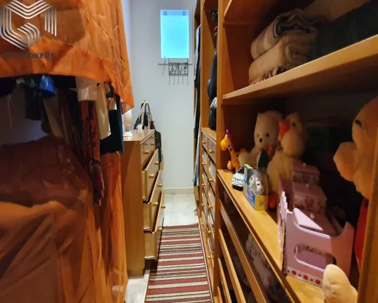 Imagem Casa em Condomínio de Alto Padrão no Recreio dos Bandeirantes, RJ: 3 suítes, 4 vagas, 558m² de luxo! Pfoximo a Praia