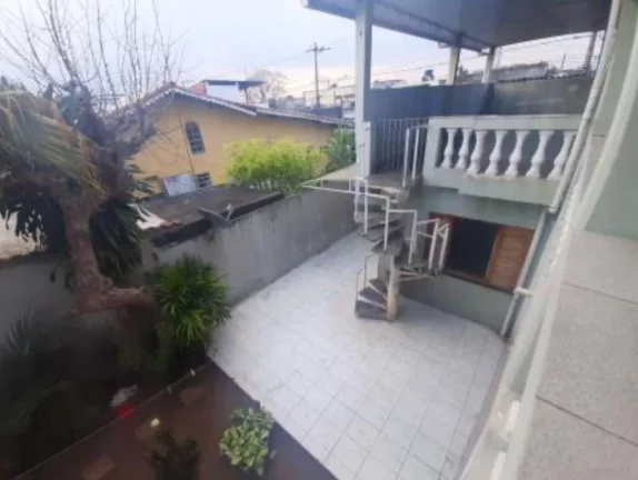 Imagem Sobrado com 4 dormitórios à venda, 283 m² por R$ 759.000,00 - Vila Amorim - Suzano/SP