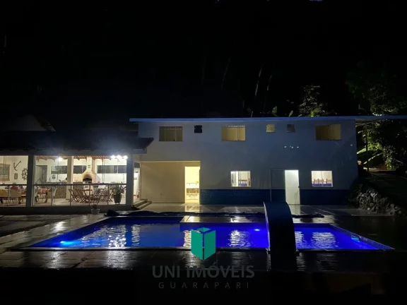 Imagem Linda chácara com nascente em Iguape com 2 excelentes casas, em Guarapari.
