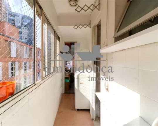Imagem Apartamento amplo na Vila Madalena com 3 quartos e 1 vaga, 92m²