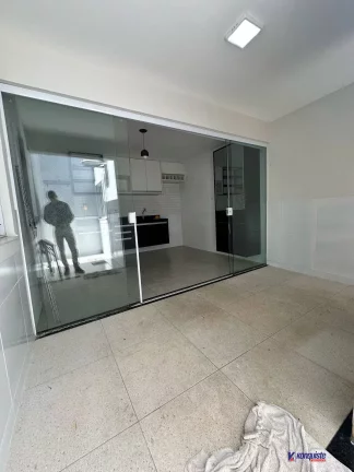 Imagem OPORTUNIDADE VENDO CASA 3/4 CONDOMÍNIO - SIM