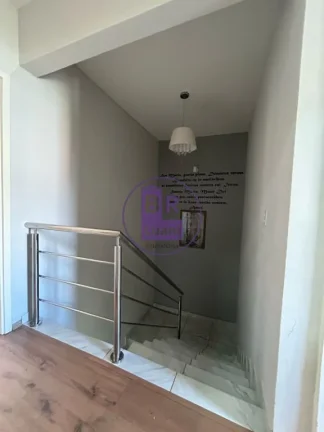 Imagem Linda casa em condomínio fechado no Banderiantes com 120m²