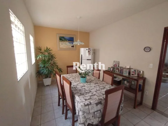 Imagem Casa com 3 dormitórios à venda, 198 m² por R$ 600.000 - Cidade Claret - Rio Claro/SP