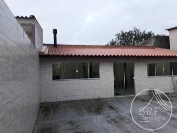 Imagem Vendo casa em Serraria São José SC de três dormitórios, sala e cozinha mais edícula
