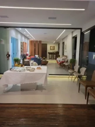 Imagem Imperdível oportunidade de casa em condomínio à venda em Camaçari-BA, Vila de Abrantes. 4 quartos, 4 suítes, 2 salas, 1 banheiro, 4 vagas, 290m²!