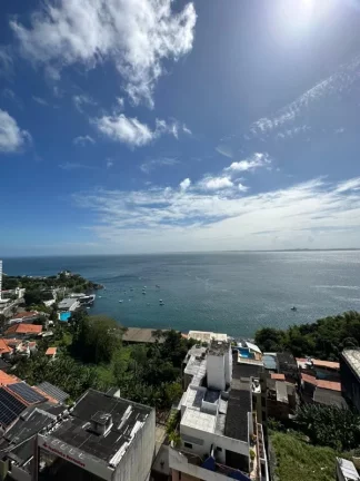 Imagem A 5ª Avenida Imóveis selecionou essa exclusivíssima unidade no MANSÃO CARYBÉ - Localizado na Ladeira da Barra - um 3 suítes novo 155,00m2 vista mar