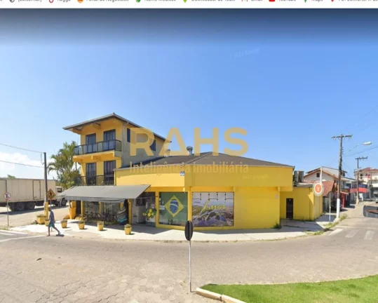Imagem Ótimo prédio comercial localizado no centro de Barra do Sul, bem próximo ao Porto Balneário Barr...