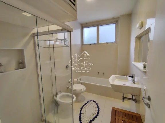 Imagem Imperdível oportunidade reformado: Apartamento de 3 quartos na Vila Luis Antônio, Guarujá-SP, 150,25m² e 1 vaga de garagem!