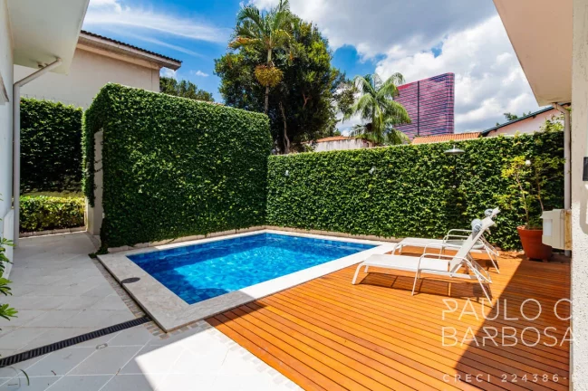 Imagem Vila Madalena Venda - 3 Suítes - 3 Vagas - Piscina aquecida - 180m²