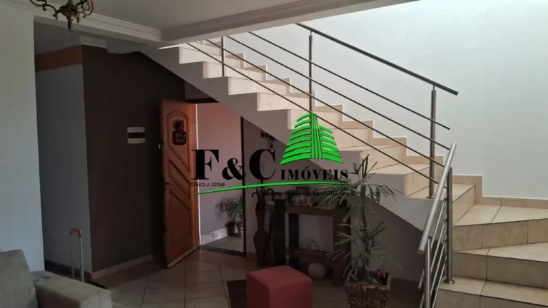 Imagem Casa para Venda em Campinas, Jardim Paulicéia, 4 dormitórios, 1 suíte, 3 banheiros, 4 vagas