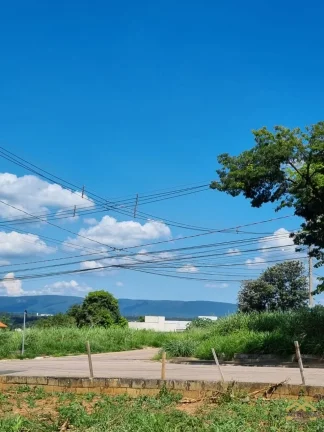 Imagem Terreno a Venda com 277 m² Plano - Desmembramento Santo Antonio - Itupeva - SP