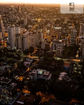 Imagem Cobertura Duplex a Venda no bairro Centro - Curitiba, PR