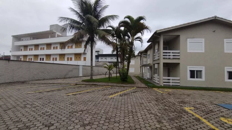 Imagem CASA ESTILO APTO - 2 DORMITÓRIOS À 400 M. PRAIA MARANDUBA - UBATUBA