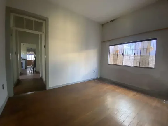 Imagem Oportunidade única no centro de Barbacena!