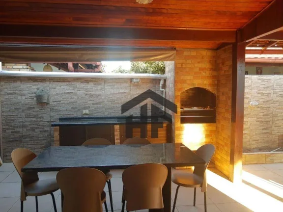 Imagem Casa Mobiliada de 150m² à venda, com 5 quartos (3 suítes), localizada na Praia dos Carneiros em Tamandaré-PE