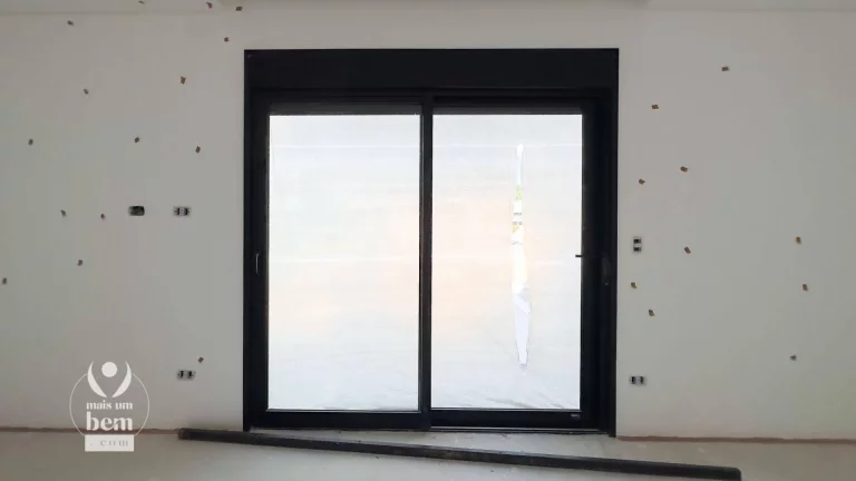 Imagem Sobrado com 190 m², 3 quartos, 3 Suites, Churrasqueira, com Quintal à venda por R$ 1.430.000 - Campo Comprido - Curitiba/PR