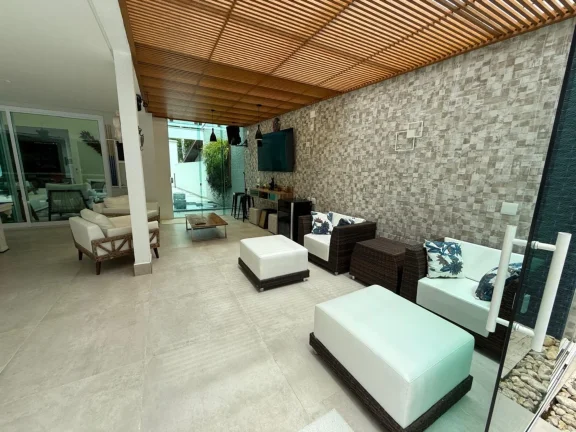 Imagem Incrível mansão à venda em Riviera de São Lourenço Módulo 21: 6 quartos, 6 suítes, 3 salas, 705m². Venha conferir!