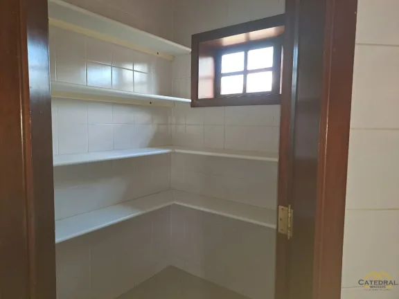 Imagem Casa com 433m² à Venda por R$2.800.000,00 com fino acabamento no Jardim Novo Mundo - Jundiaí/SP