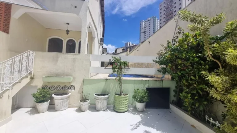 Casa na Mooca - 5 dormitórios, 4 vagas, piscina