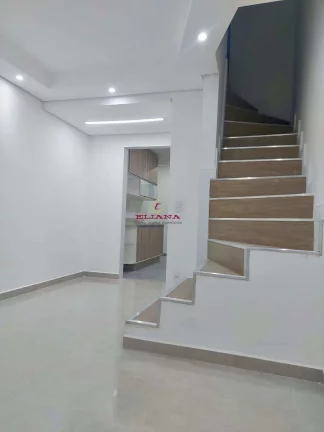 Sobrado em condomínio à venda em São Paulo, Jaraguá, com 2 quartos, 66m²