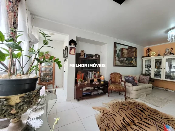 Imagem Apartamento á venda no Edifício Alfa Centauro localizado na Quadra Mar no centro de Balneário Camboriú.