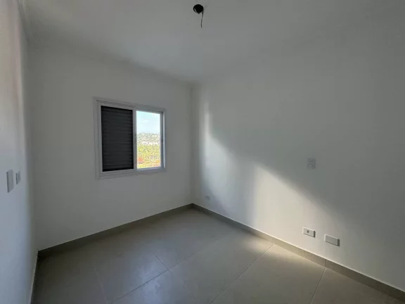 Imagem Apartamento novo na Praia das Toninhas
