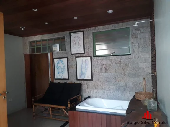 Imagem Casa a Venda, na Vila Abernéssia em Campos do Jordão-SP.