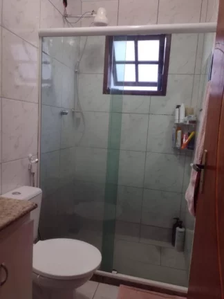 Imagem Vendo esta excelente casa em Nova Friburgo.