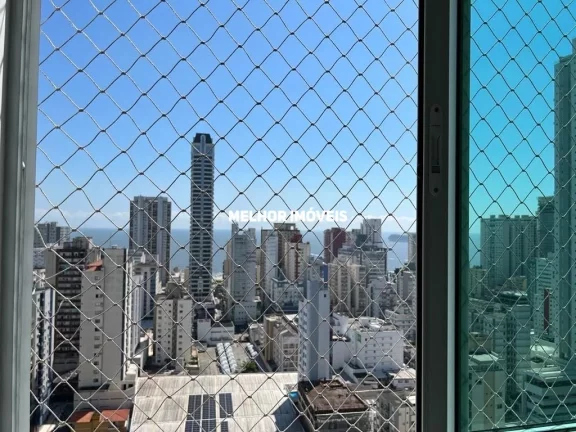 Imagem Locação Anual com 04 dormitórios Localizado no Centro de Balneário Camboriú