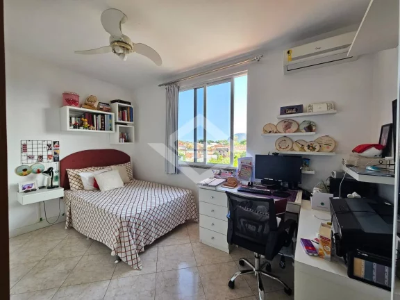 Imagem Casa Ampla à Venda no Condomínio Terral - Freguesia, Jacarepaguá