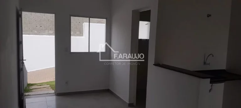 Imagem Casa em condominio para venda em Votorantim. Pronta para morar!