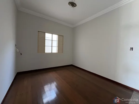 Imagem Casa à Venda no Bairro Guanabara – 4 Quartos, 2 Suítes e Área Gourmet