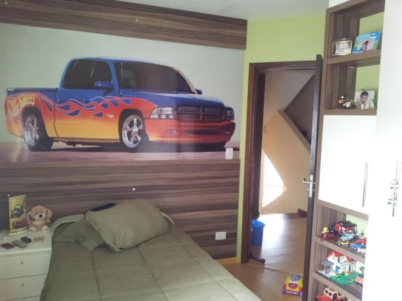 Imagem Triplex em Condomínio Próximo ao Parque Barigui - R$1.100.000,00