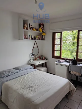 Imagem CASA DUPLEX COM 4 DORMITORIOS E LINDA VISTA DA CIDADE EM PLENA NATUREZA