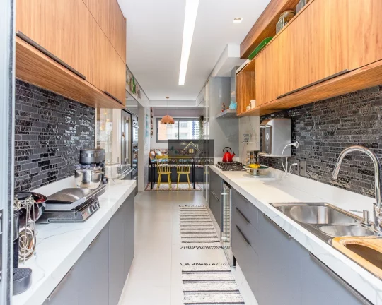 Imagem BROOKLIN APARTAMENTO ALTO PADRÃO TORRE ÚNICA 181,00 M 3 DORMITÓRIOS SENDO 2 SUÍTES SALA AMPLA VARANDA ENVIDRAÇADA 3 VAGAS SOFISTICAÇÃO E BOM GOSTO