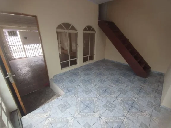 Imagem Casa 70m² com garagem - próximo metrô e shopping