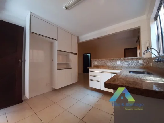 Imagem SANTO ANDRÉ LINDO SOBRADO 236 metros, 3 suítes, 3 vagas, espaço gourmet, edícula ótima localização e valor !!