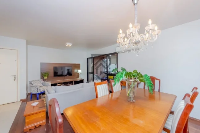 Imagem Apartamento tipo para venda com 3 quartos, 130m²