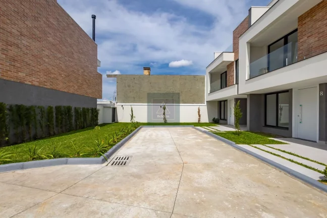 Imagem SANTA FELICIDADE Triplex em Condomínio - 3 quartos. 1 suíte. 2 vagas.