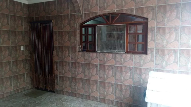 Imagem Sobrado à venda, 381 m² por R$ 695.000,00 - Vila Colorado - Suzano/SP