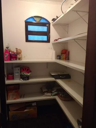 Imagem Sobrado à venda em Santo André-SP, bairro Jardim Las Vegas, 3 quartos, 1 suíte, 3 banheiros, 2 vagas de garagem, 185m².