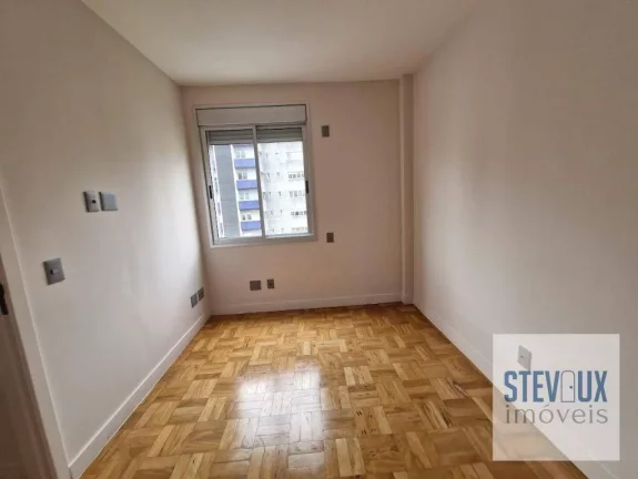 Imagem Apartamento reformado com 3 dormitórios e vaga fixa