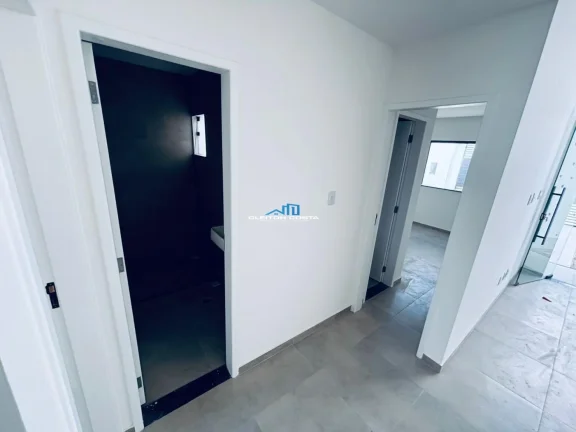 Imagem Casa para Venda em Feira de Santana, SIM, 2 dormitórios, 1 suíte, 1 banheiro, 2 vagas